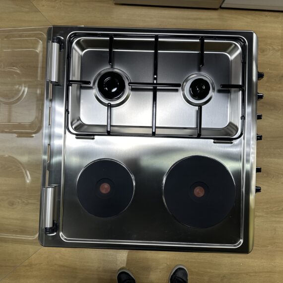 Sobë  Tecnotek TE66225LI/INOX – Dizajn Inox, Furra e Gjerë dhe Pjekje Efikase